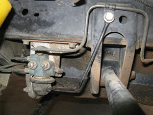 Toyota rear brake proportioning valve